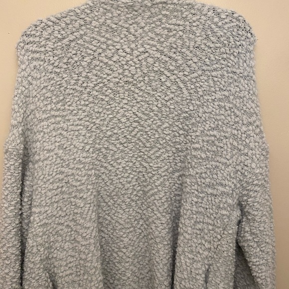 Sweater/Cardigan - Picture 3 of 3